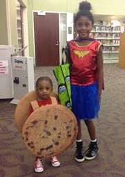 Halloween 2016 Wonder Woman and cookie